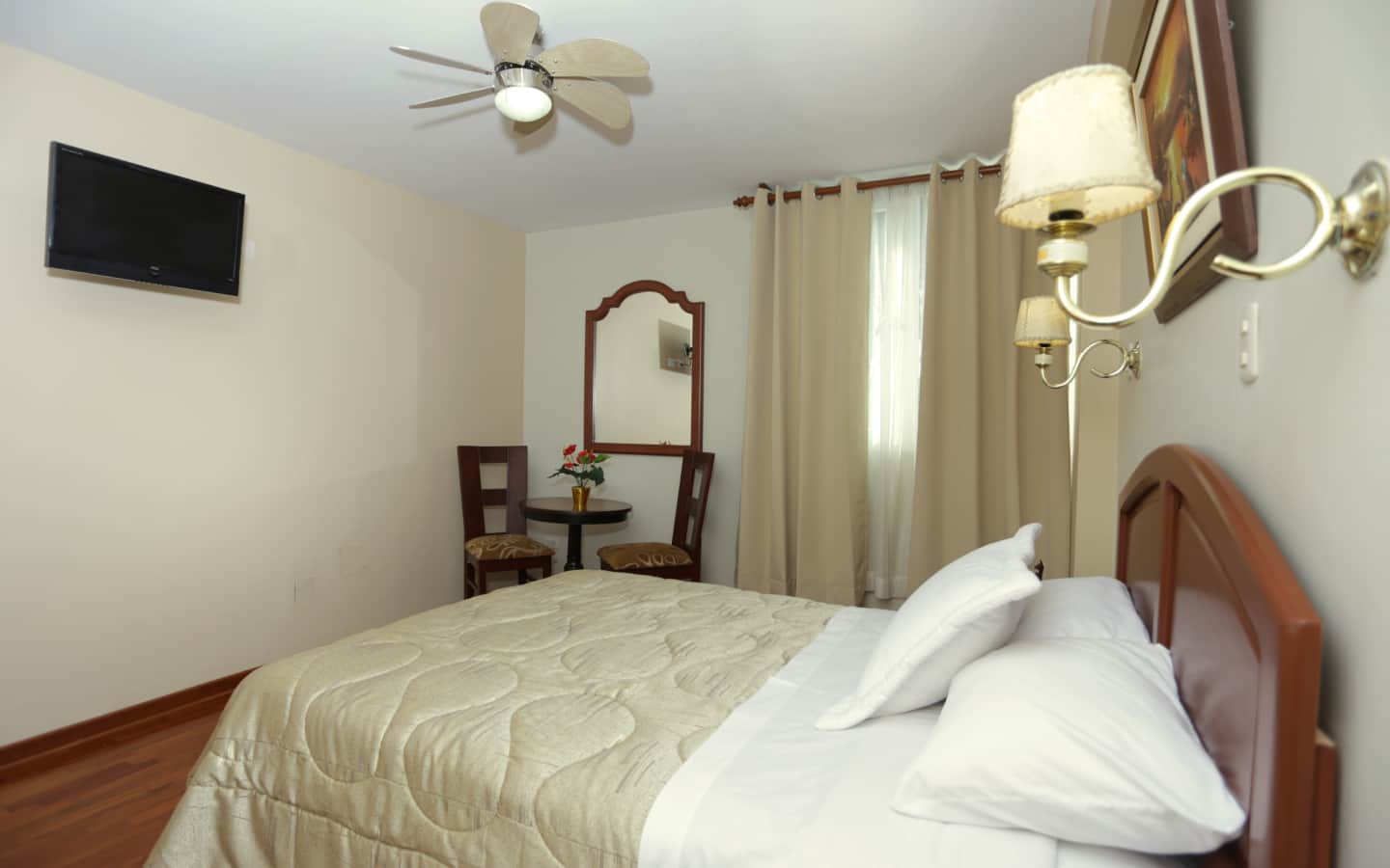 Manhattan Inn Airport Hotel - standard double room 3